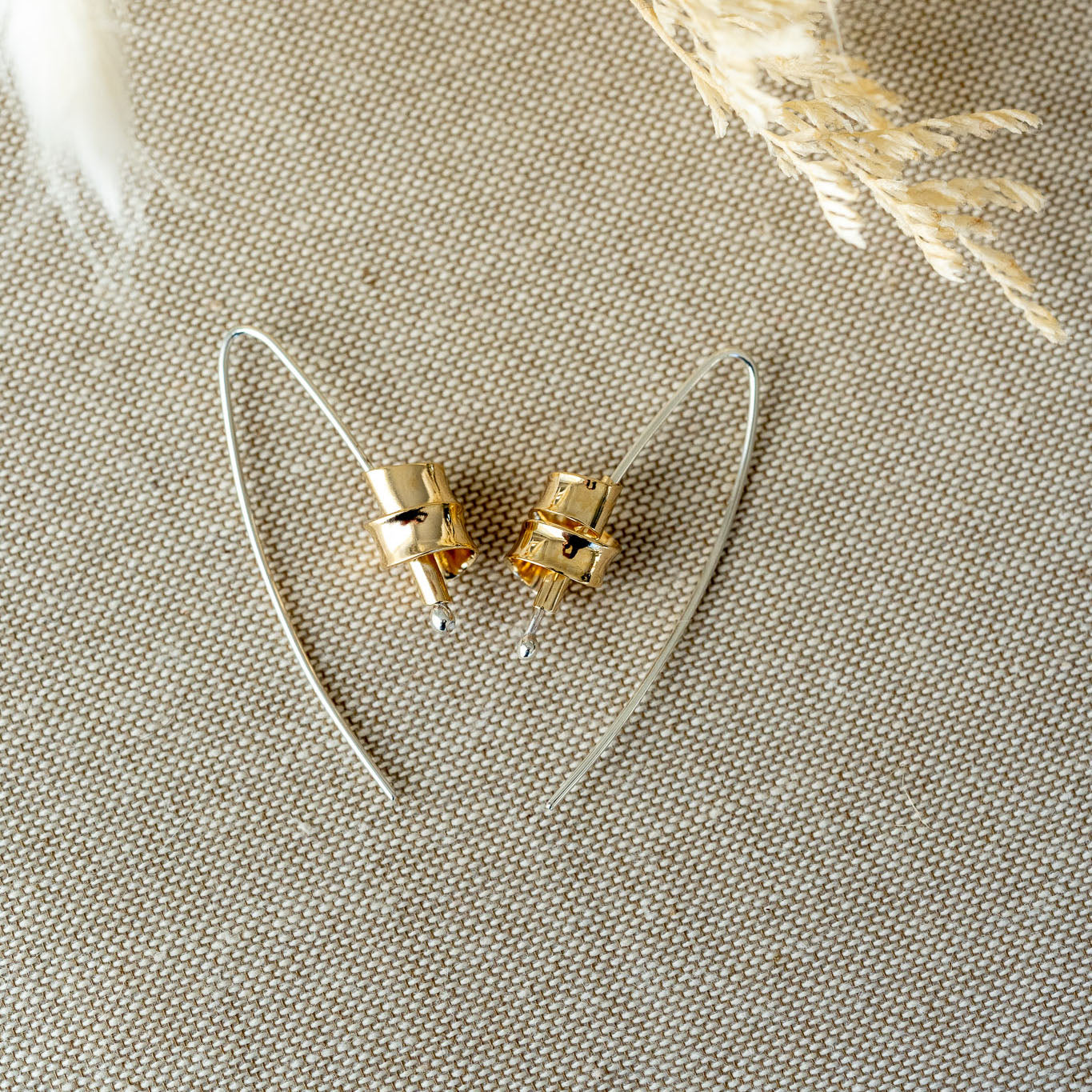 9ct Gold Sarah Ribbon Earrings
