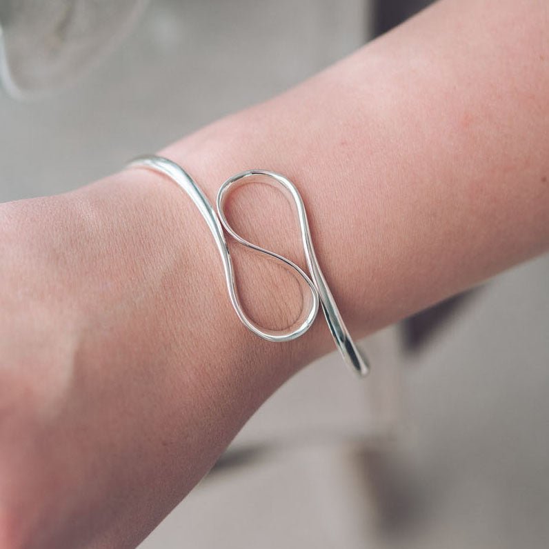 Hollie Silver Bangle - Handmade Jewellery