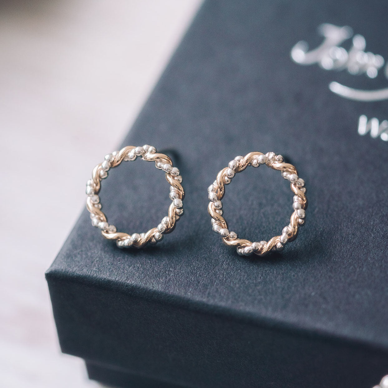 silver-gold-entwinned-twisted-stud-earrings