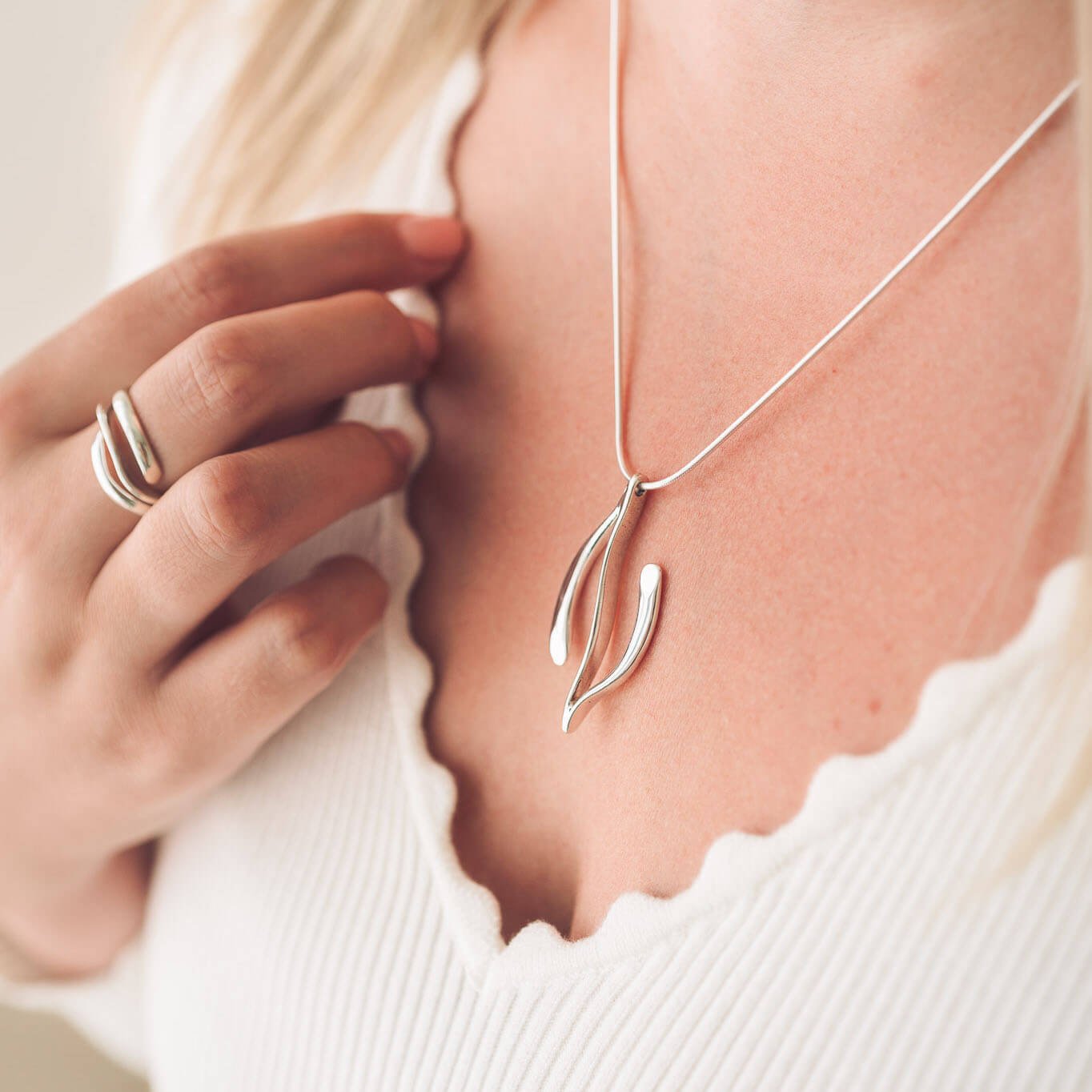Gracie Silver Pendant Necklace - Pendants
