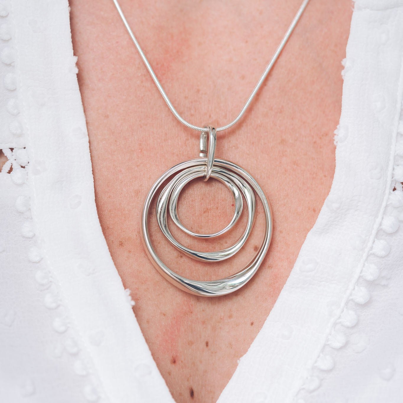 Melanie Silver Circle Pendant Necklace - Pendants