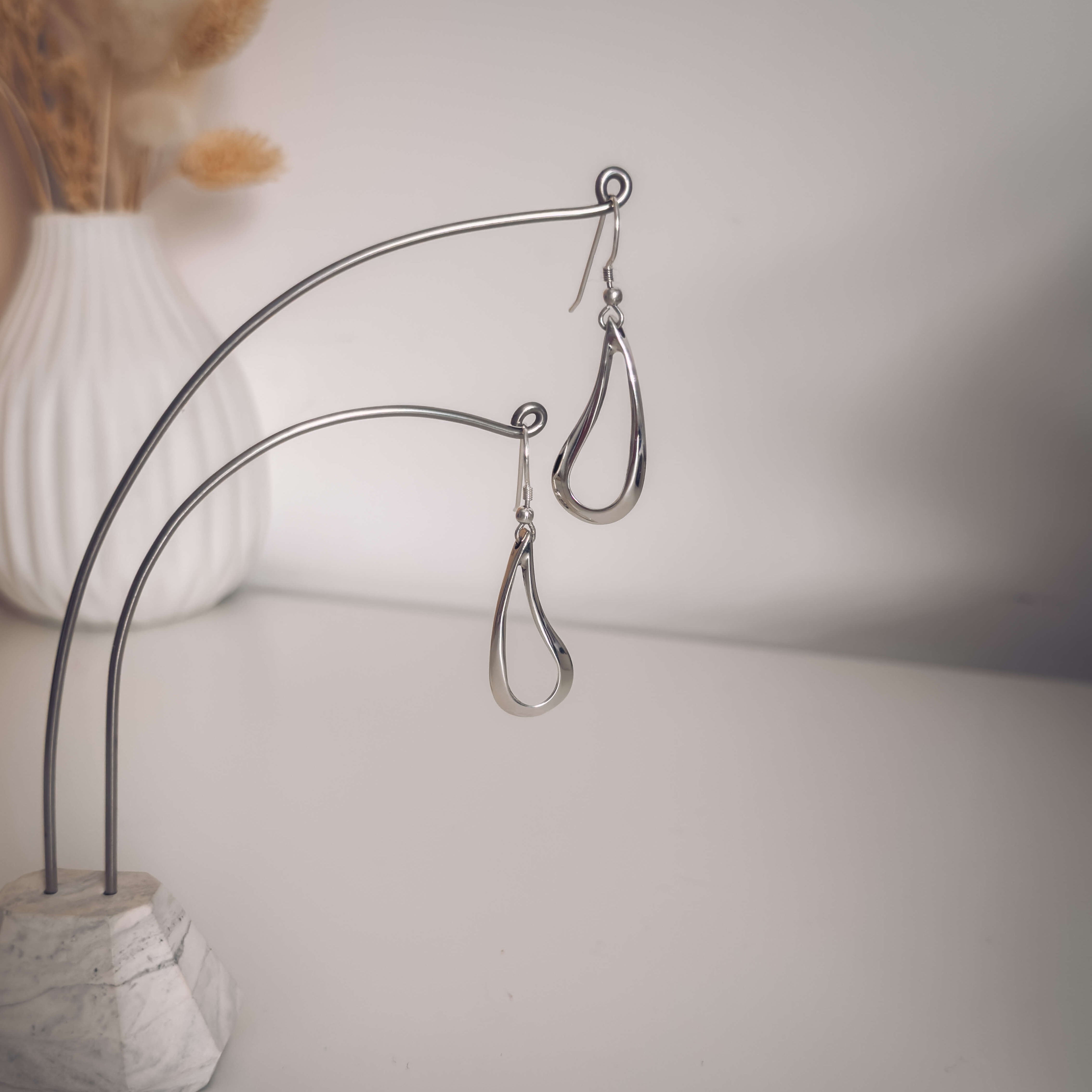 teardrop drop earring