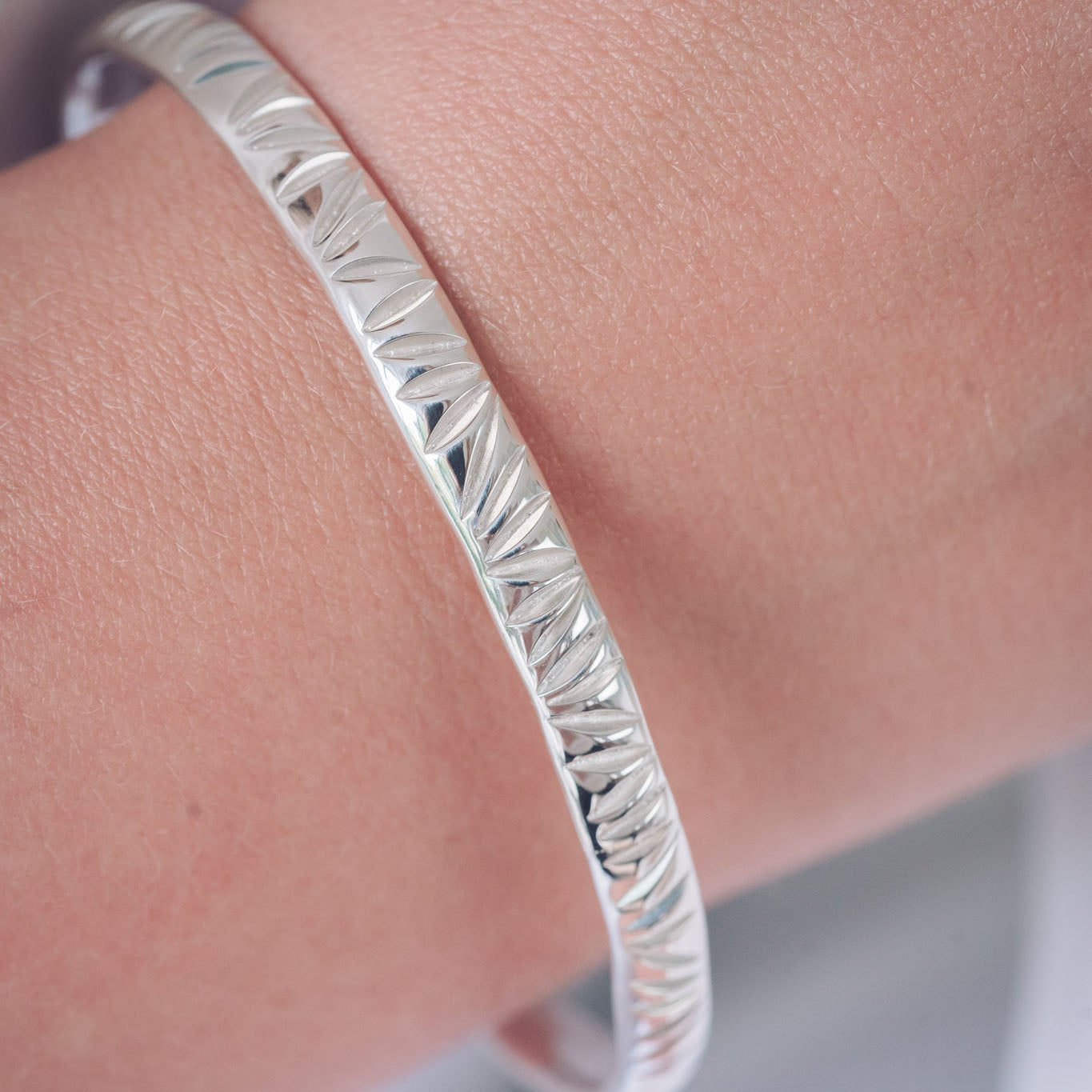 Handcrafted Silver Textured Elena Bangle