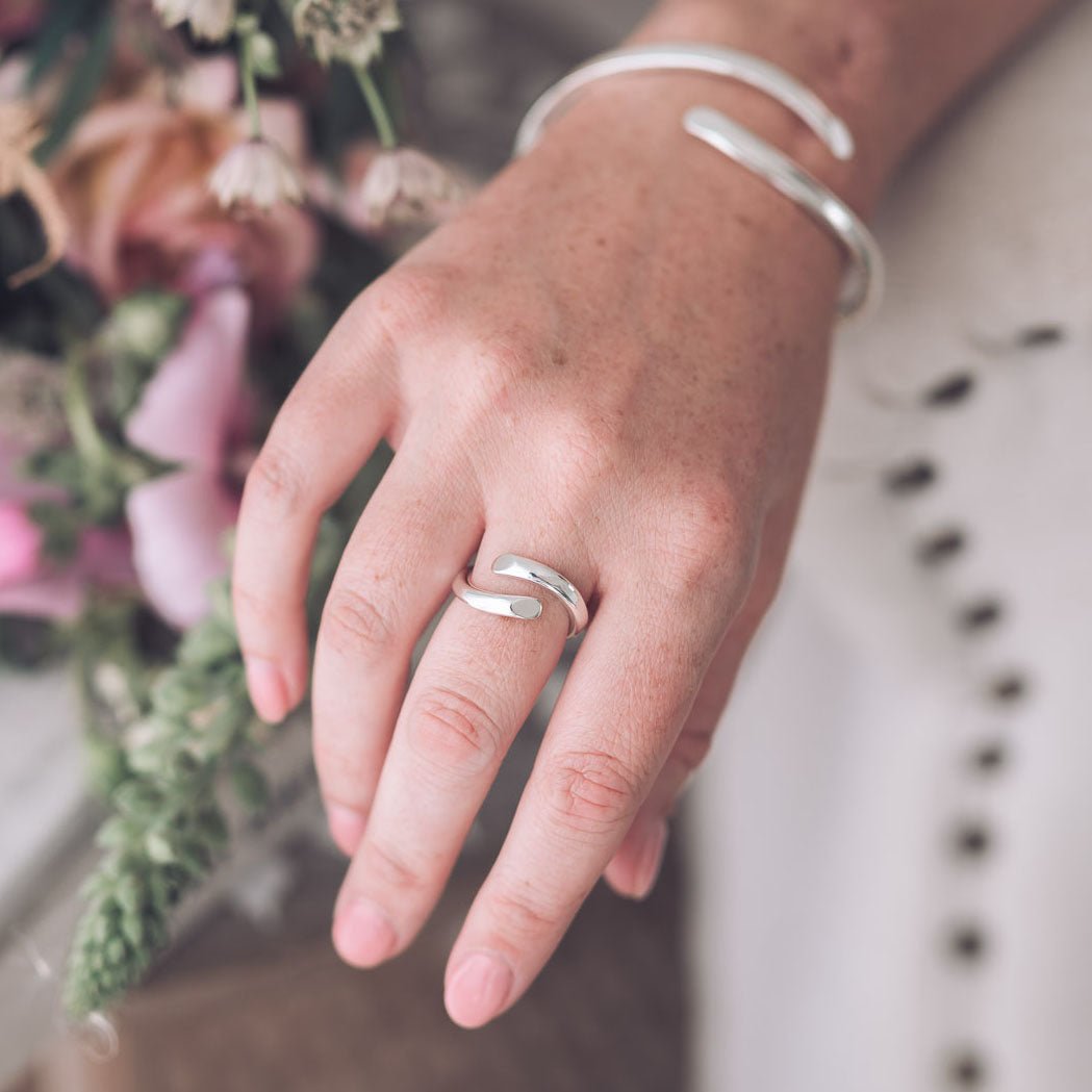 Handmade Silver Crossover design ring