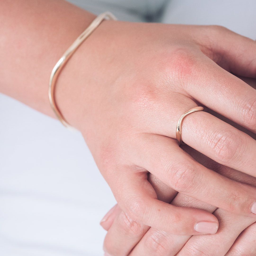women's bangle bracelets gold