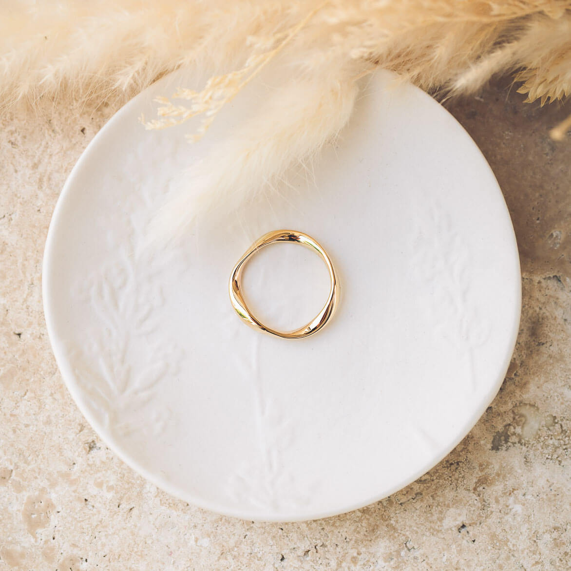 Molly 9ct Gold Ring