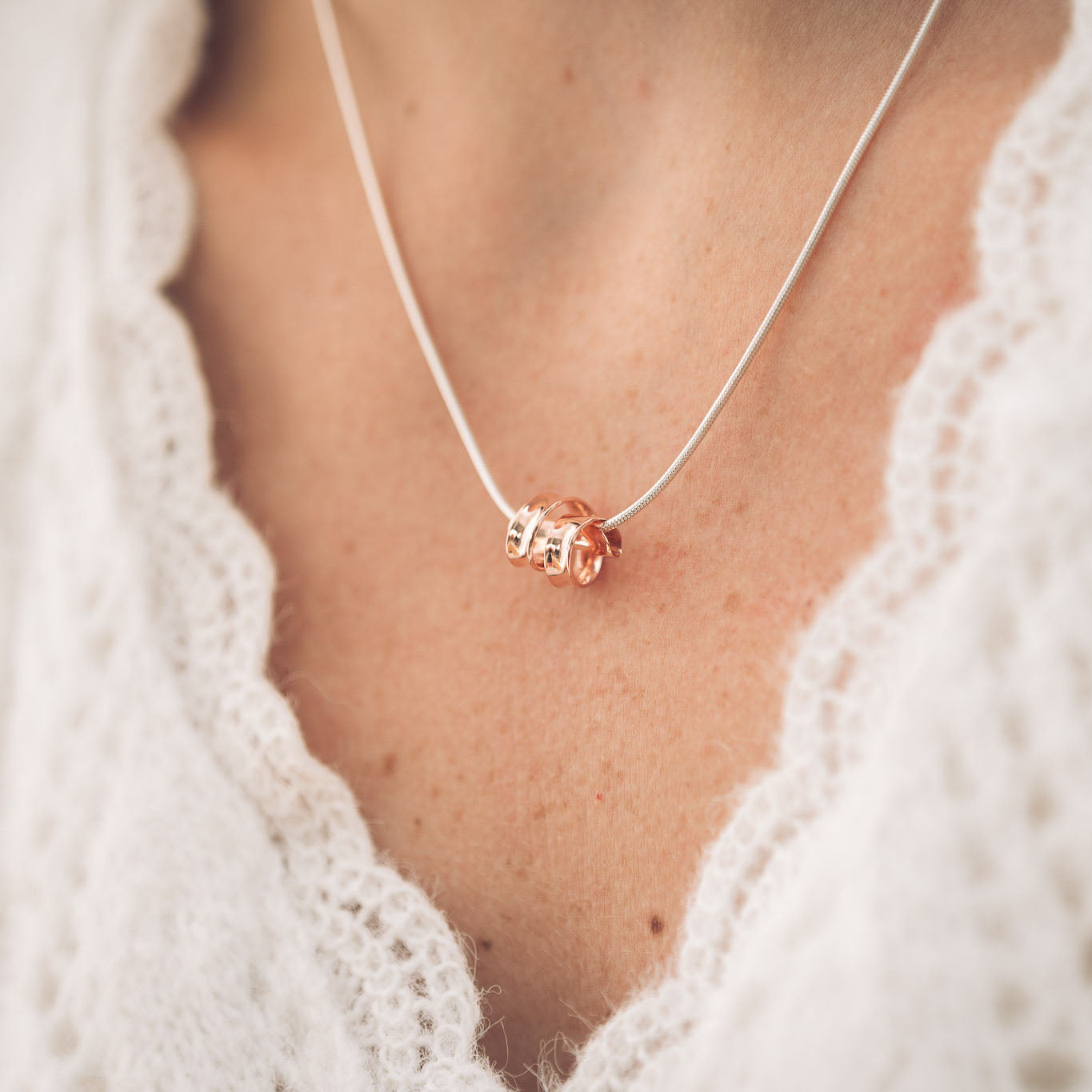 Sarah 9ct Rose Gold Ribbon Pendant Necklace