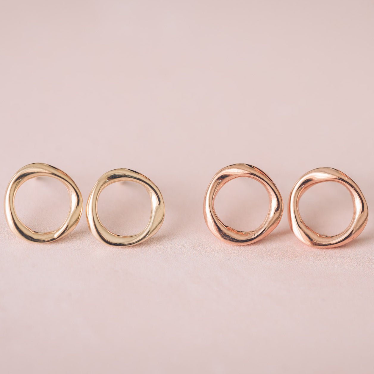 Molly 9ct Gold Circle Stud Earrings - Earrings