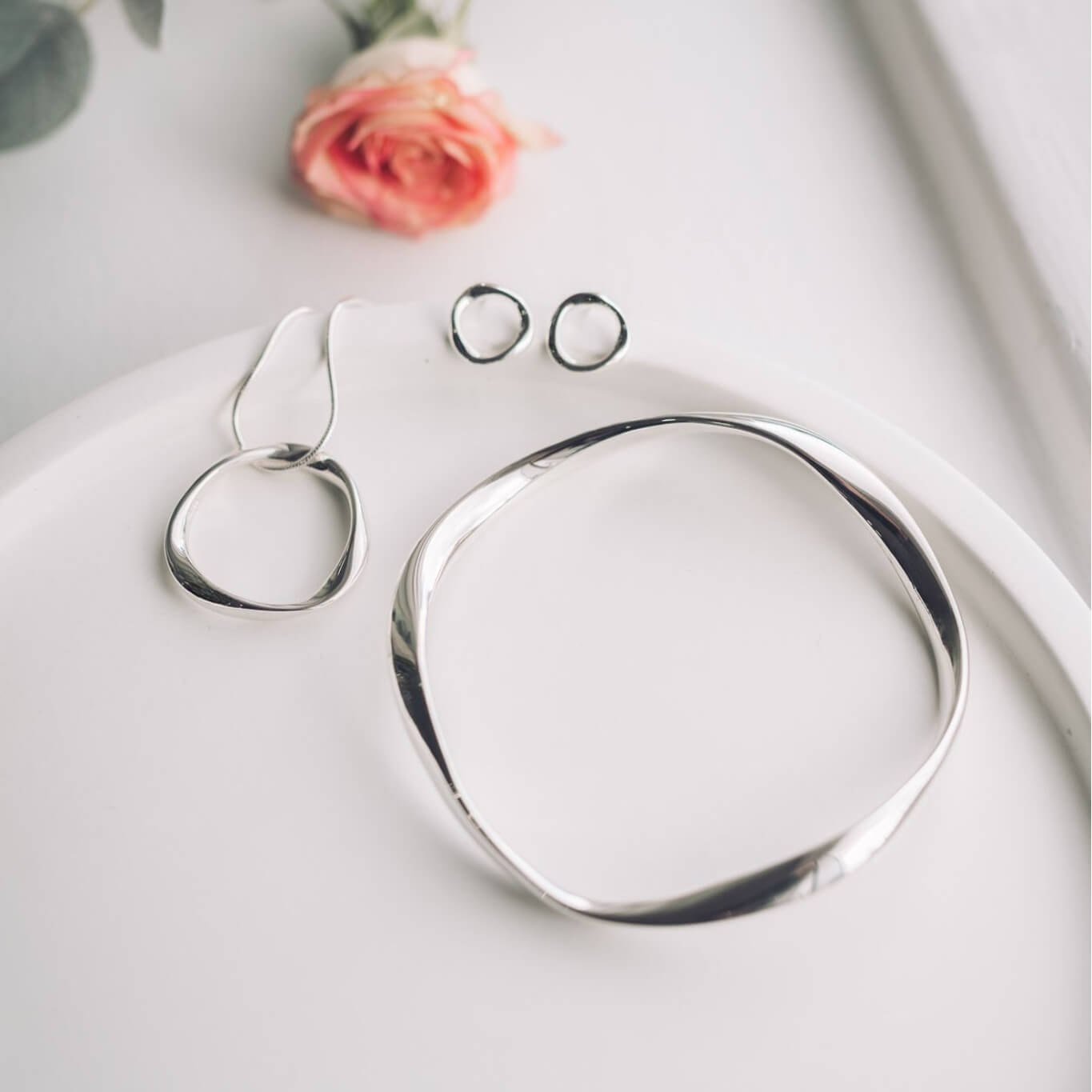 silver jewellery set for women