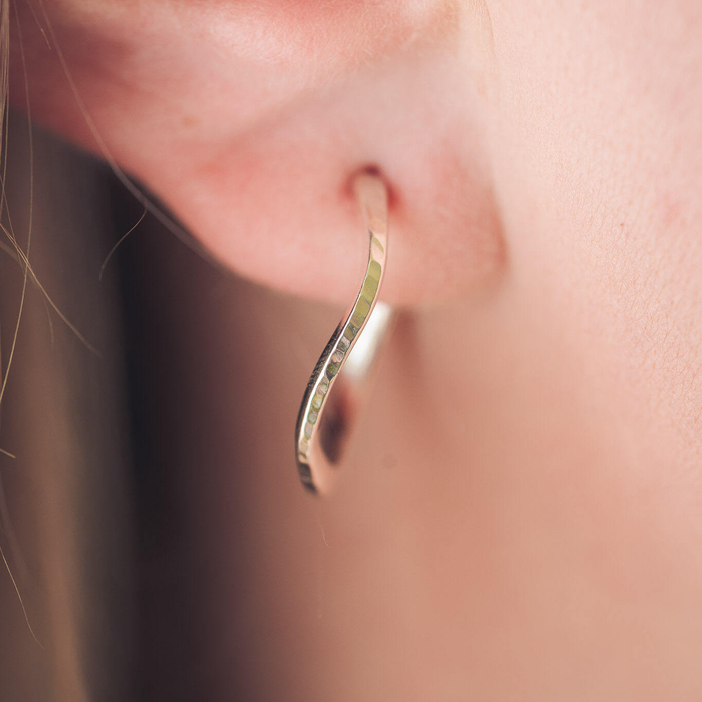 silver twist hoop earrings