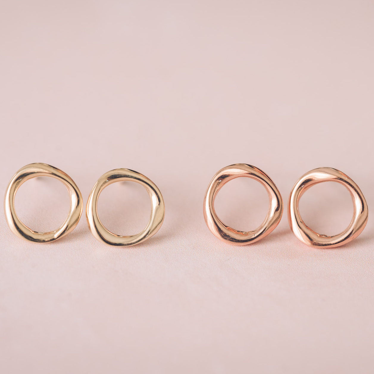 women's stud gold earrings