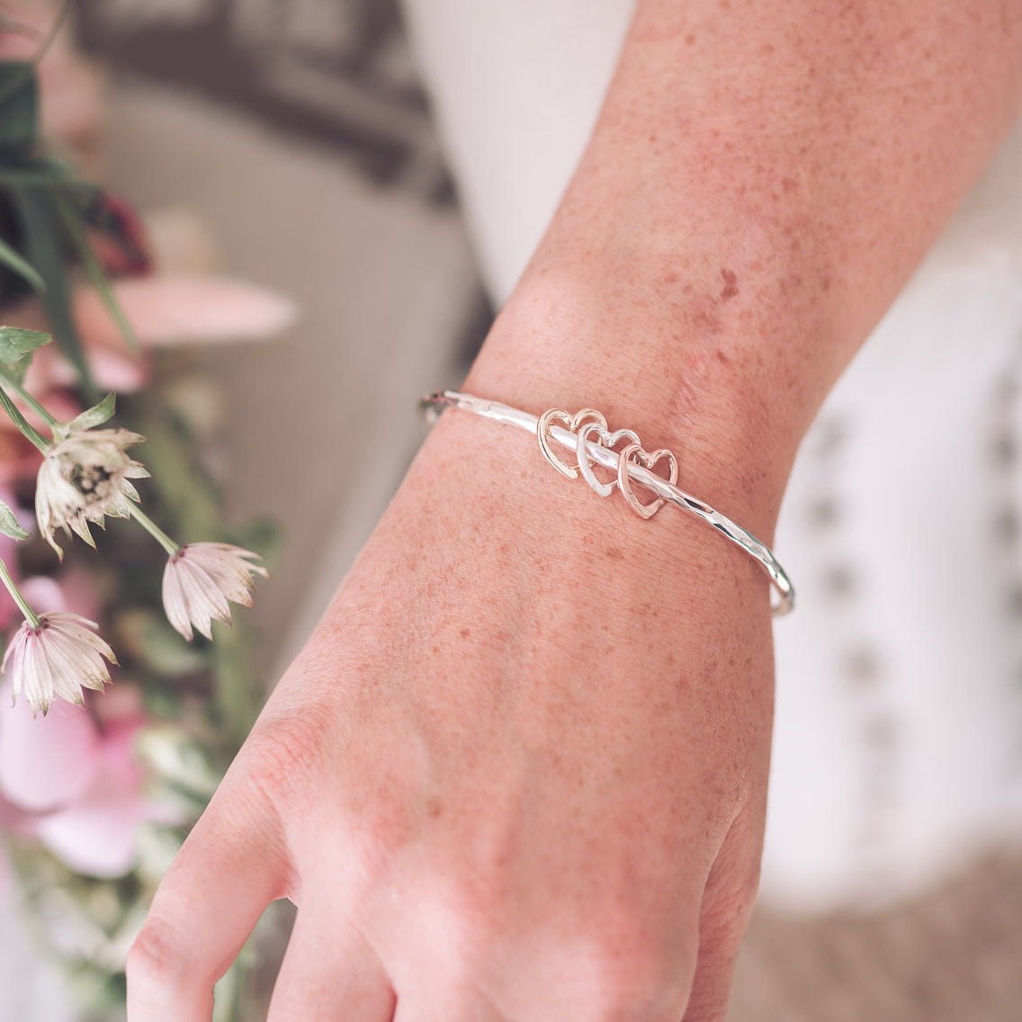 Hannah Heart 9ct Gold Bangle - Bangles