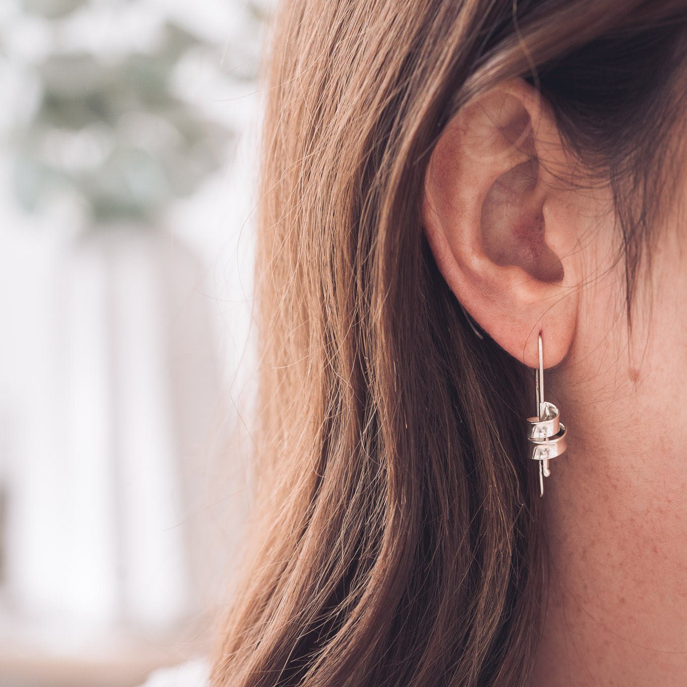 Sarah Ribbon Silver Earrings - Earrings